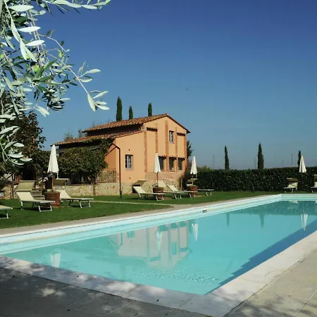 Near Trasimeno With Pool Holiday home